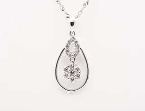 18CT White Gold Fancy Style Diamond Pendant