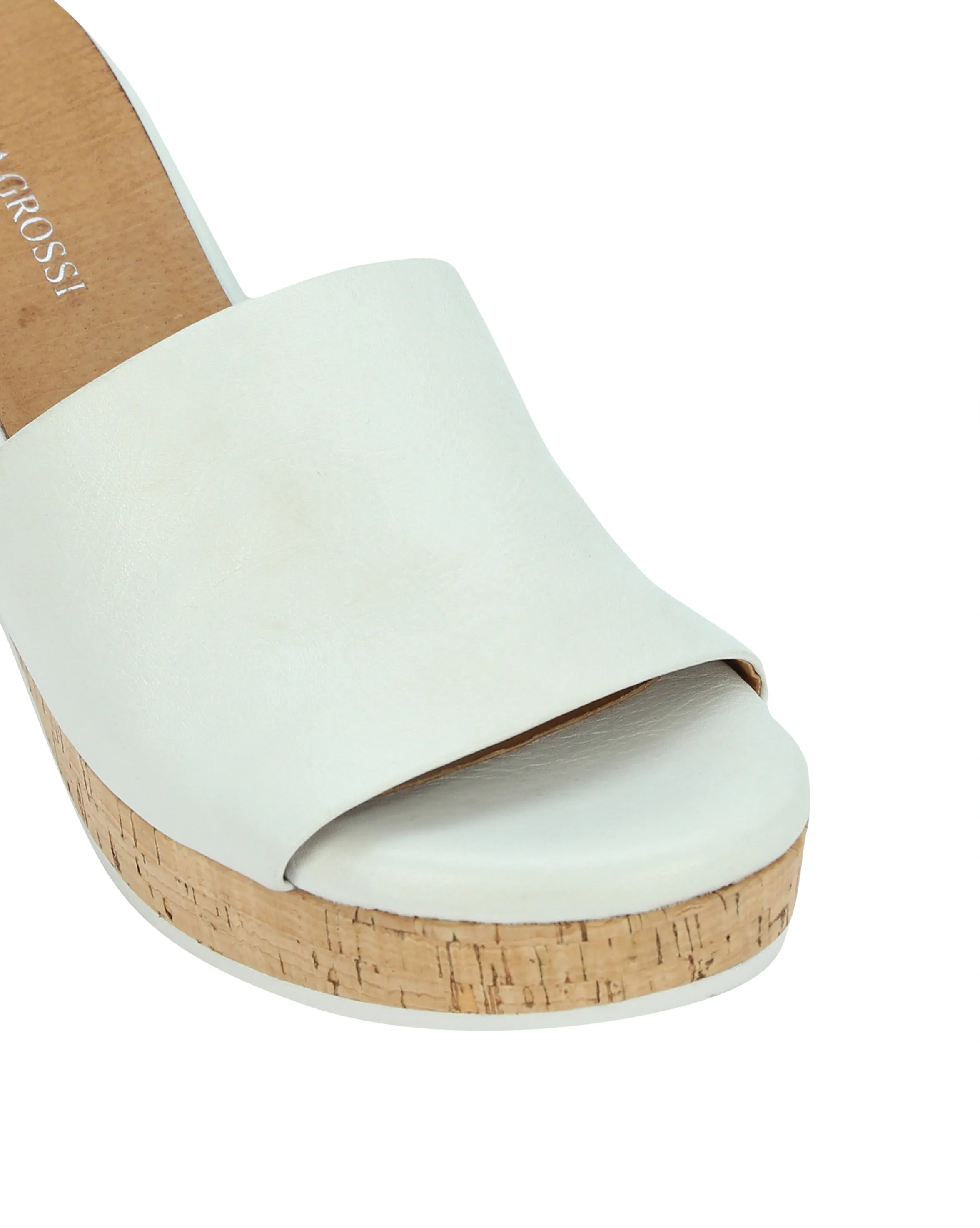 Bleet/V Heeled Slides