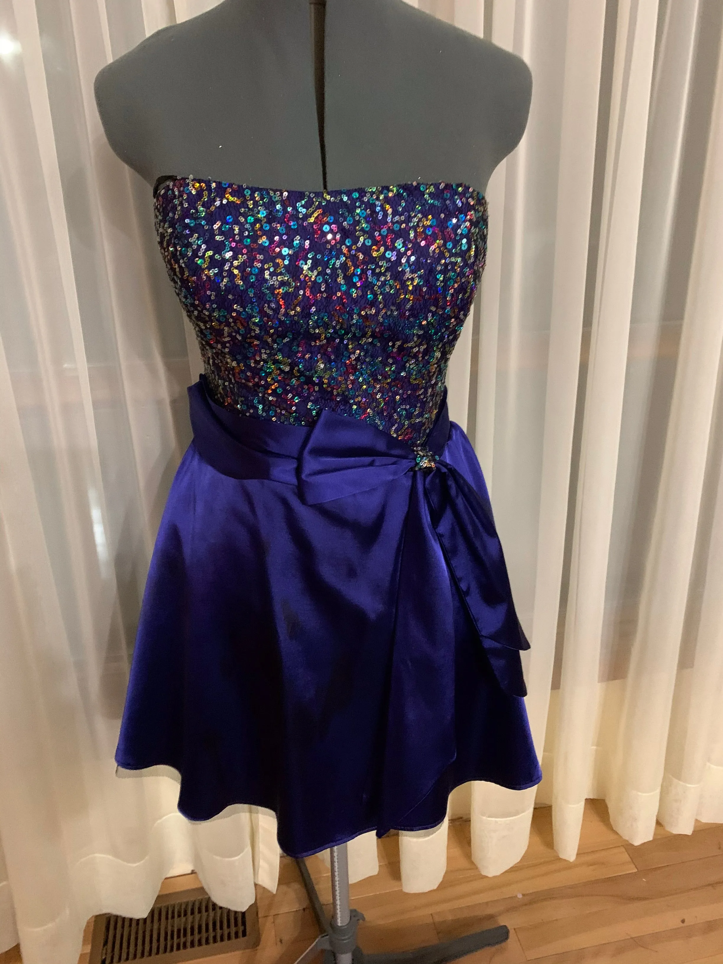 Short Sequin /Satin Dress Size XL Style 2667